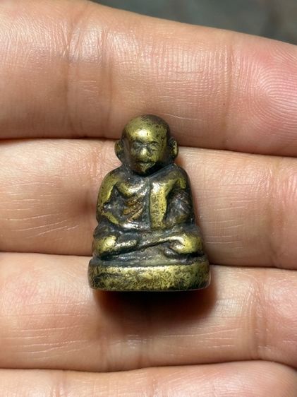 พระเก่า พระบ้าน