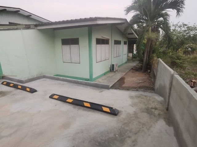 มีบางส่วน 2010 บ้านเดี่ยวให้เช่า​ ​โซนทุ่งสุขลาแหลมฉบัง​ แยกวัดแหลมทอง​ รูปที่ 4