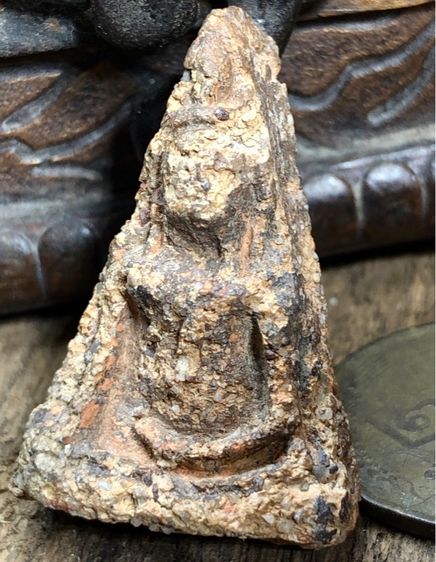 พระเครื่องเก่าๆของสะสมโบราณต่างๆ เป็นของหลุดของฝากของจำใว้นานเกินกว่า50ปี เเละเป็นของที่บ้านพ่อสะสมใว้เองค่ะ สนใจ โทรและLine 091-7968966 