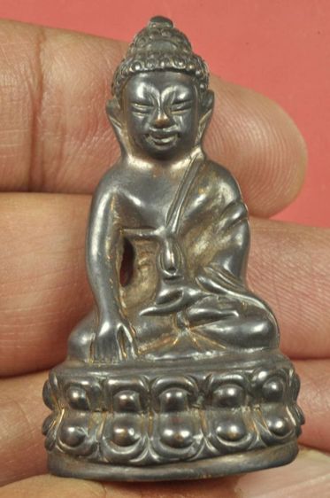 พระกริ่งก้นถ้วย