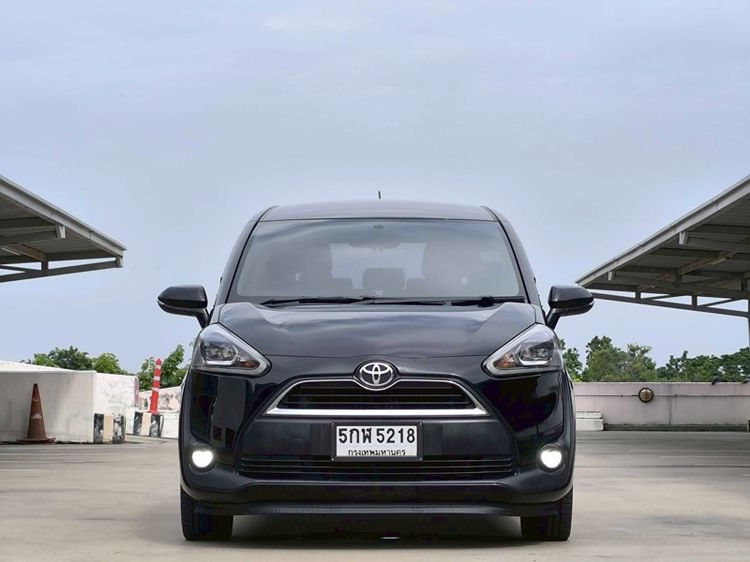 Toyota Sienta 2016 1.5 V Van เบนซิน ไม่ติดแก๊ส เกียร์อัตโนมัติ ดำ รูปที่ 2