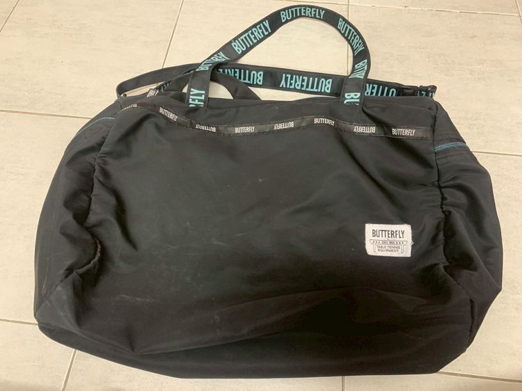 Butterfly Radfin Light Duffle (รุ่น 62910) มือสอง สภาพพอใช้ เป็นกระเป๋าอเนกประสงค์สำหรับใส่อุปกรณ์กีฬา  รูปที่ 2