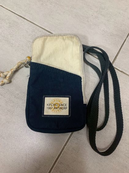  Kipling Clark Phone Bag มือสอง สภาพพอใช้