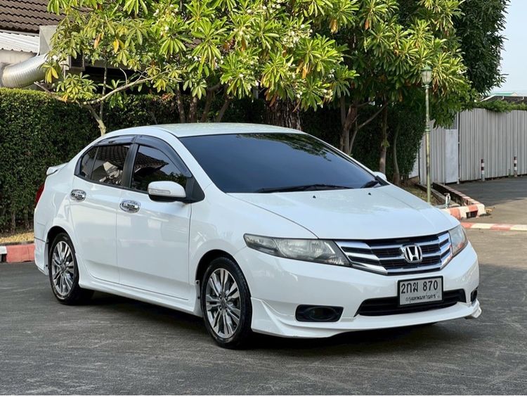 Honda City 2013 1.5 Sv i-VTEC Sedan เบนซิน ไม่ติดแก๊ส เกียร์อัตโนมัติ ขาว รูปที่ 3