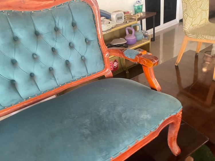 โซฟาหลุยส์ไม้สักมือสองสภาพดี รูปที่ 3