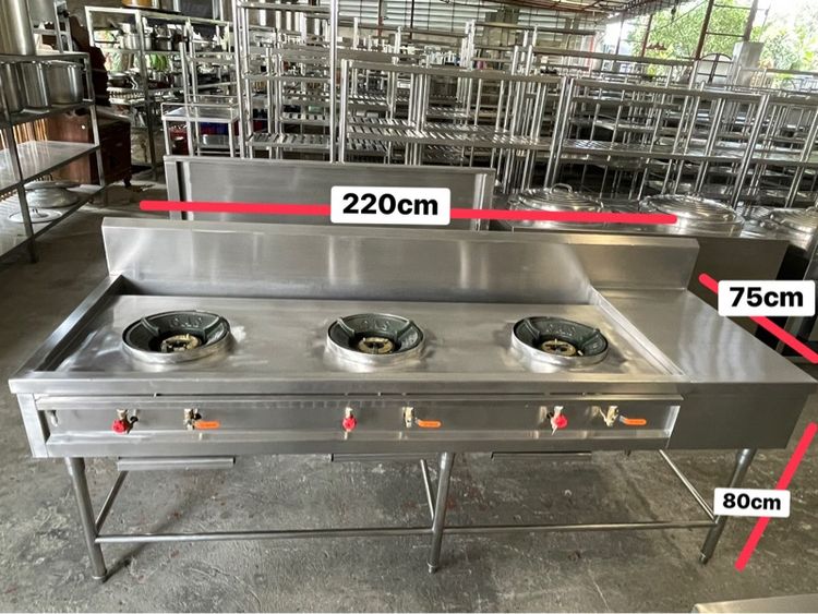 เตาไทยสามหัวมีร่องน้ำและที่พักมือสองราคาถูกพร้อมใช้งาน