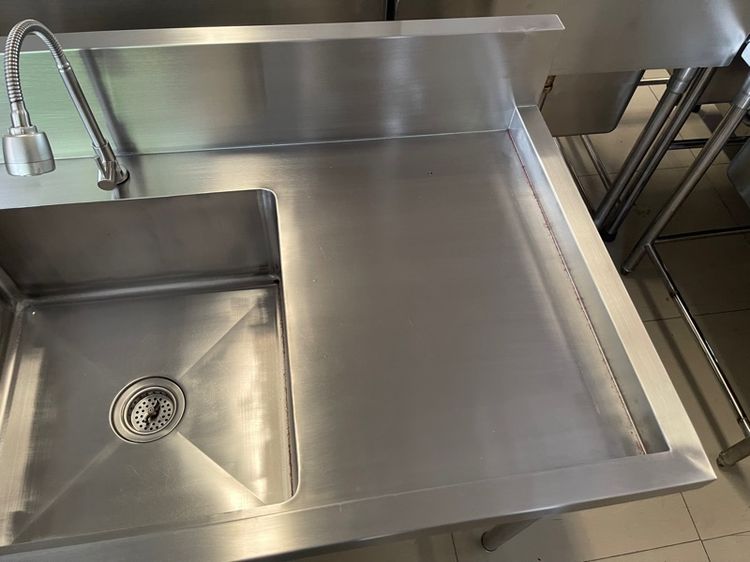 ซิงค์ล้างจานหนึ่งหลุมพร้อมที่พักของสแตนเลสแท้เกรด 304 งานหนาสภาพเหมือนใหม่ รูปที่ 10