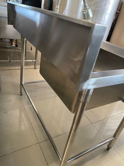 ซิงค์ล้างจานหนึ่งหลุมพร้อมที่พักของสแตนเลสแท้เกรด 304 งานหนาสภาพเหมือนใหม่ รูปที่ 5