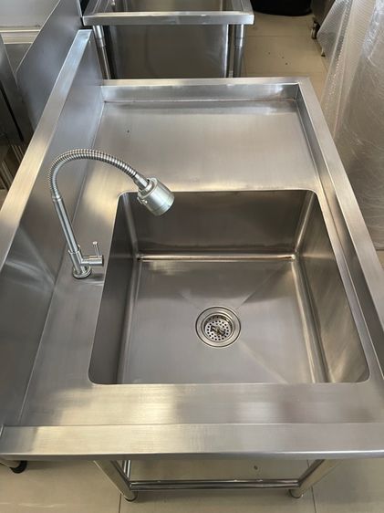 ซิงค์ล้างจานหนึ่งหลุมพร้อมที่พักของสแตนเลสแท้เกรด 304 งานหนาสภาพเหมือนใหม่ รูปที่ 4