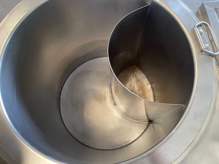 เคาน์เตอร์ก๋วยเตี๋ยวสองหลุมสแตนเลสแท้เกรด 304 พร้อมใช้งานแถมหม้อสองใบ รูปที่ 5