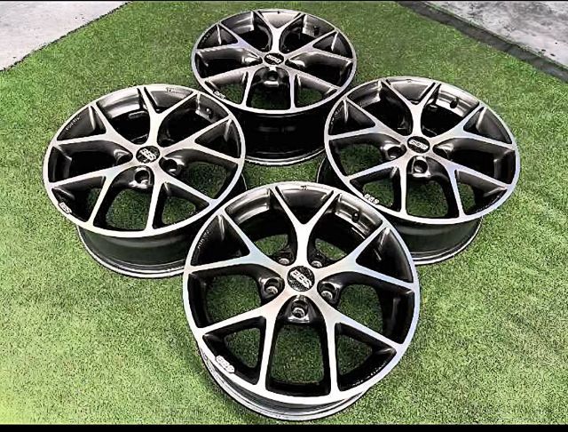 ล้อแท้ BBS ใส่ BMW ลาย SR003 เยอรมันแท้ ขอบ17 สภาพสวยๆ สีเดิมๆ 5รู120 กว้าง7.5 et35 ใส่ตรงรุ่น BMW e46 e90 f30 f10 x1 x3 และรุ่นอื่นๆถามได้