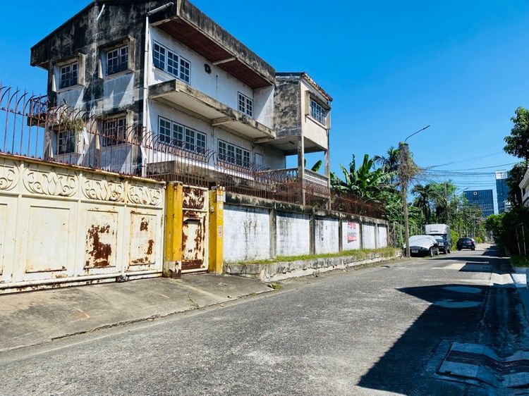 ใช่ ขายด่วนขายถูกที่ดิน400วา วาละ129999บาท สุขุมวิท60ทับ1 รูปที่ 4