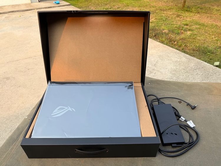 Notebook Asus ROG Strix G17 G713PV-LL128W สวยมาก มีประกันศูนย์ RTX4060 ทำงานกราฟฟิก เล่นเกม อื่นๆ สอบถามได้ครับ  รูปที่ 13