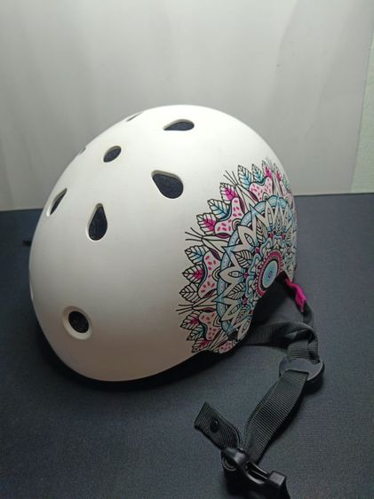 หมวกกันน็อก Oxelo รุ่น Play 7 ลาย Mandala ไซส์ M (55-58 cm) มือสองสภาพดี