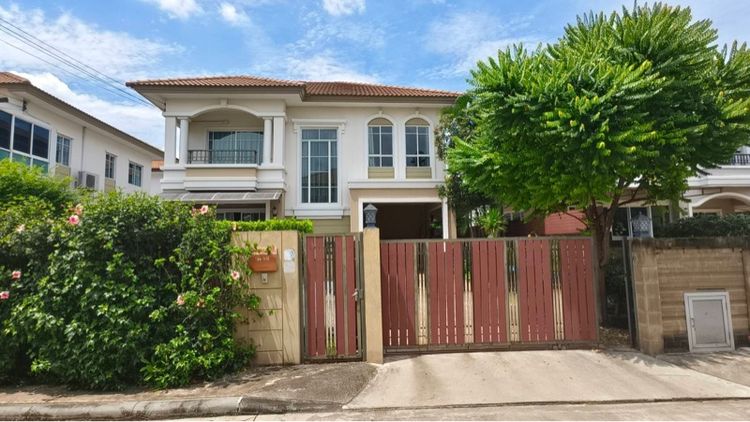 บ้านเดี่ยว 2 ชั้น