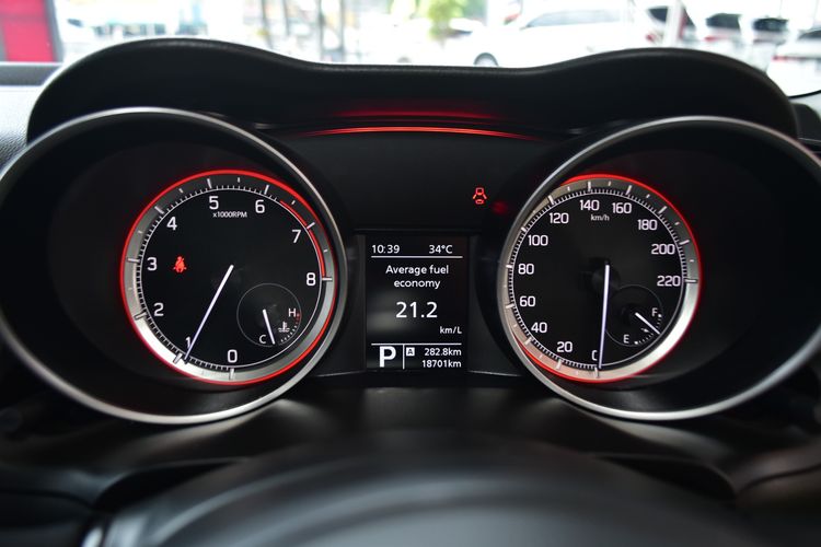 Suzuki Swift 2025 1.2 GLX Sedan เบนซิน ไม่ติดแก๊ส เกียร์อัตโนมัติ ขาว รูปที่ 3