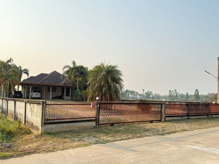 ขายบ้าน พร้อมที่ดิน รูปที่ 2