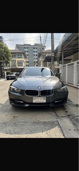 รถ BMW Series 3 320i สี เทา