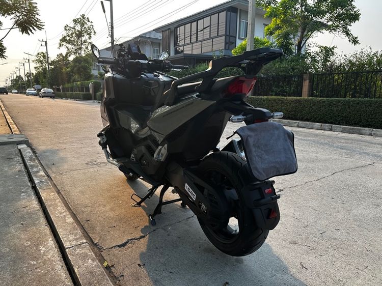Honda Forza750 ปี 2025 อายุ 7 เดือน เจ้าของขายเอง รูปที่ 6