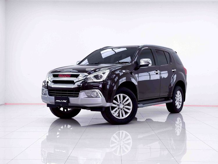 รถ Isuzu MU-X 3.0 สี น้ำตาล