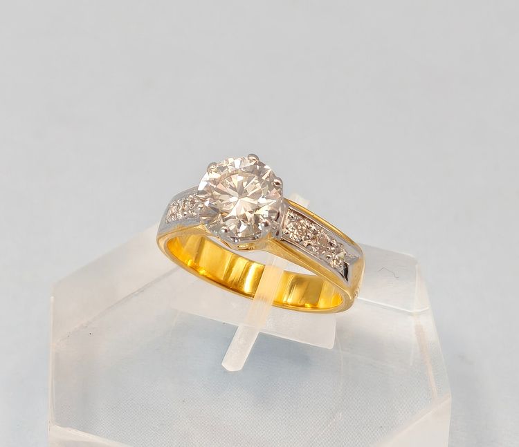 แหวนเพชร ขาวสวย รูปที่ 3