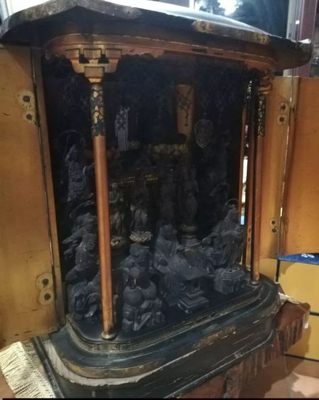 ตู้พระมันดาลาของนิกายนิจิเร็ง
สมัยปลายเอโดะ รูปที่ 2