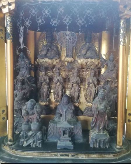 ตู้พระมันดาลาของนิกายนิจิเร็ง
สมัยปลายเอโดะ รูปที่ 3