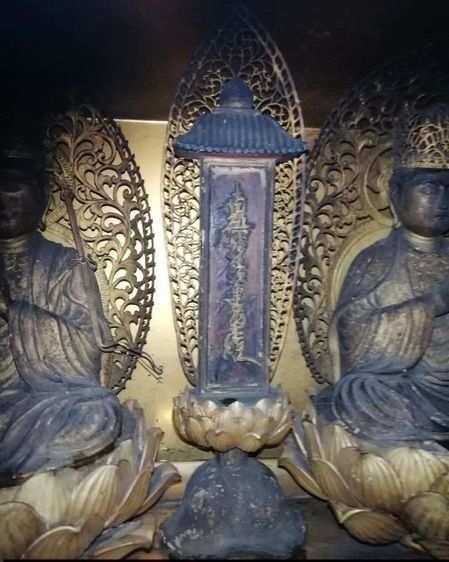 ตู้พระมันดาลาของนิกายนิจิเร็ง
สมัยปลายเอโดะ รูปที่ 7