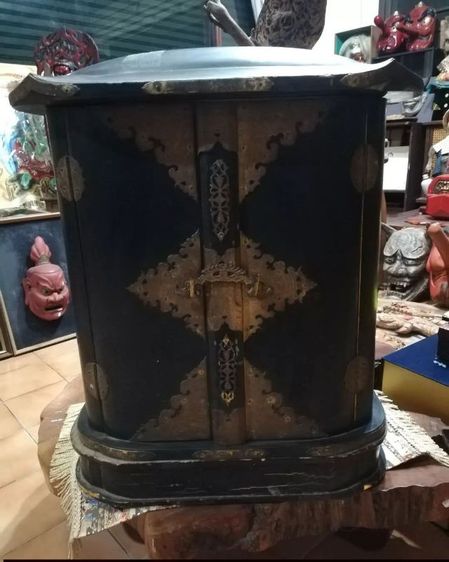 ตู้พระมันดาลาของนิกายนิจิเร็ง
สมัยปลายเอโดะ