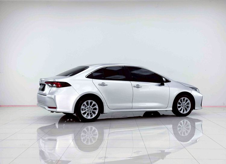 Toyota Altis 2022 1.6 G Sedan เบนซิน ไม่ติดแก๊ส เกียร์อัตโนมัติ เทา รูปที่ 4