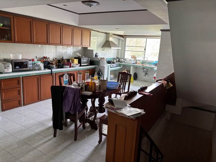 โฮมออฟฟิศ 4 ต่ำกว่าราคาประเมิน  ขนาด 19.20 ตรว 4 ชั้น 2 ห้องทำงาน 1 ห้องครัว  2 ห้องนอน 4 ห้องน้ำ รูปที่ 2