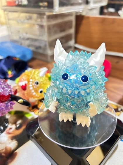 popmart instinc monster รูปที่ 4