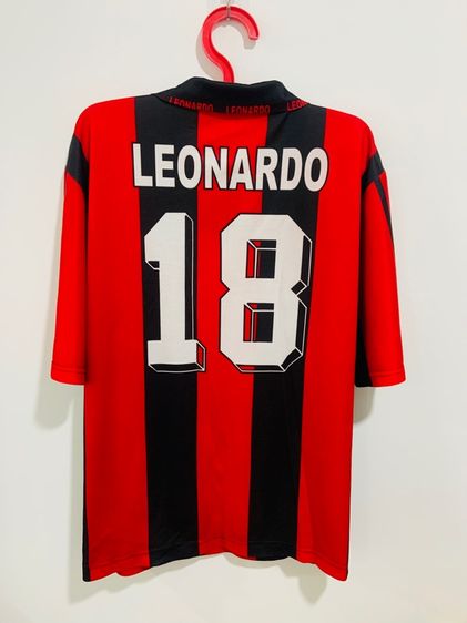 เสื้อยืดกีฬา Leonardo เบอร์ 18 แท้ 💯 size XL วัดจริงขนาด อก 22 ยาว 28 นิ้ว สภาพดี ดีเทลสวย เนื้อผ้าดีมากนิ่มใส่สบาย หายากน่าสะสมครับ รูปที่ 4