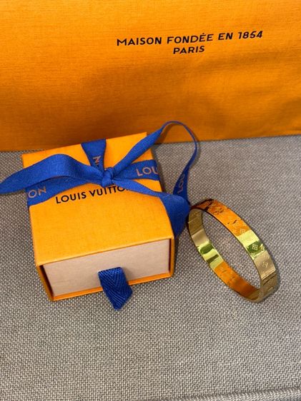 กำไล LV monogram