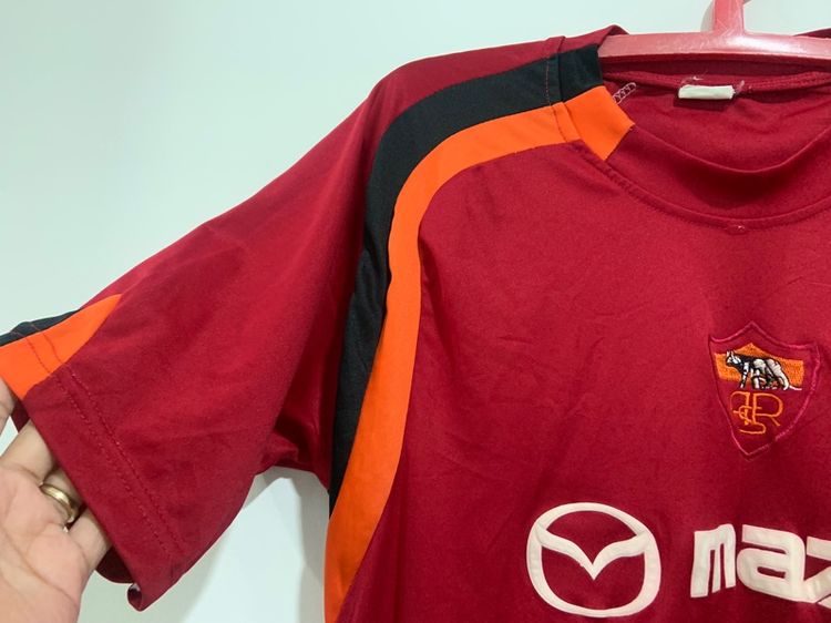 เสื้อยืดกีฬา ROMA รุ่นเก่า แท้ 💯 size M ขนาด อก 21 ยาว 27.5 นิ้ว สภาพดี ดีเทลสวย เนื้อผ้าดีมากนิ่มใส่สบาย หายากน่าสะสมครับ รูปที่ 3