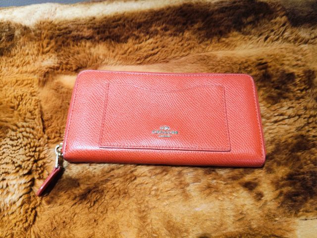 กระเป๋าสตางค์หนัง coach รูปที่ 3