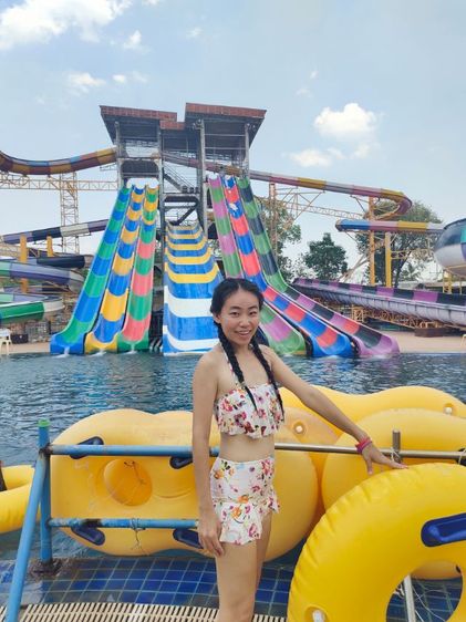 ชุดบิกินี่ ชุดว่ายน้ำ สีขาว เซ็ต 2 ชิ้น รูปที่ 2