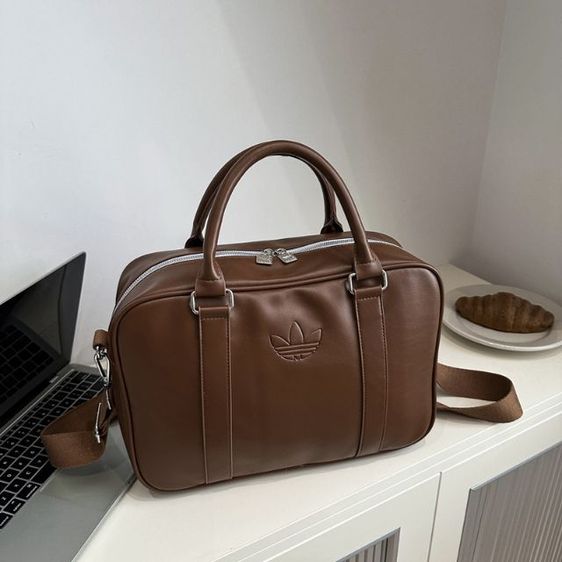 กระเป๋าสะพายข้างคุณภาพดีมาก มือ1มี2สี พร้อมส่ง รูปที่ 2