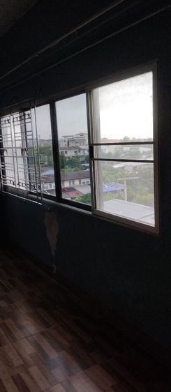 ตกแต่งครบ อื่นๆ เลี้ยงสัตว์ได้ ใช่ Condo for sale or rent. Built-in cabinets on the 5th floor. รูปที่ 4