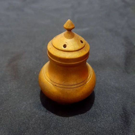 ทองเหลืองโบราณ