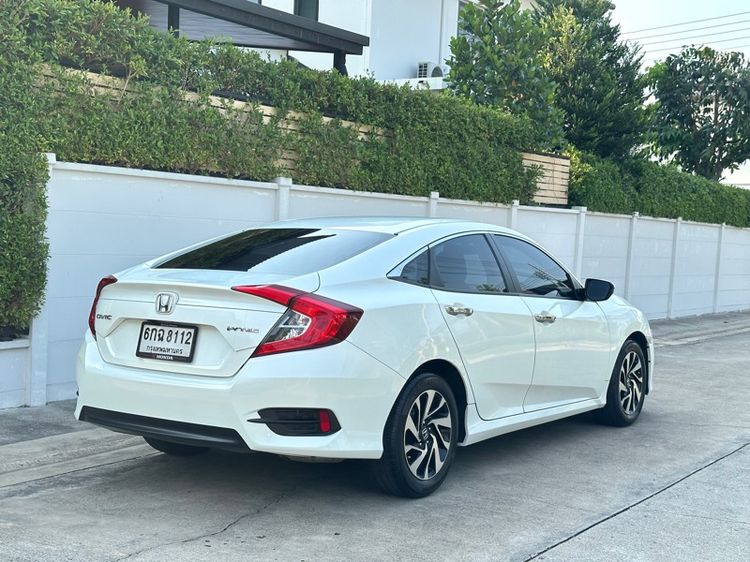 Honda Civic 2017 1.8 EL i-VTEC Sedan เบนซิน ไม่ติดแก๊ส เกียร์อัตโนมัติ ขาว รูปที่ 4