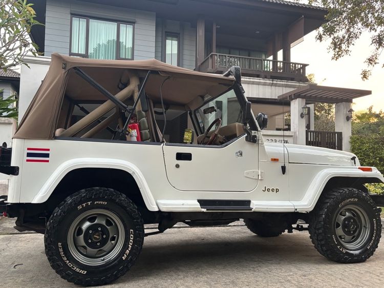 Jeep Wrangler 1967 4.0 Sahara 4WD เบนซิน เกียร์ธรรมดา ขาว รูปที่ 4