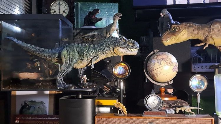 ไดโนเสาร์ : ทีเร็กซ์