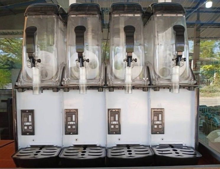 อุปกรณ์บาร์น้ำ เครื่องทำสเลอร์ปี้4โถ