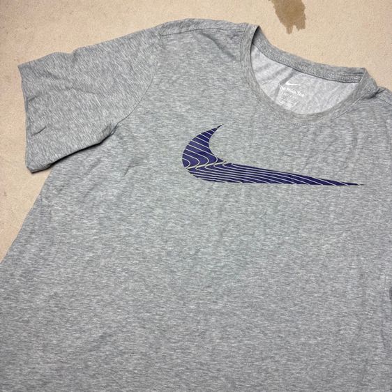 เสื้อยืด Nike Dri-FIT​ Size L​  รูปที่ 2