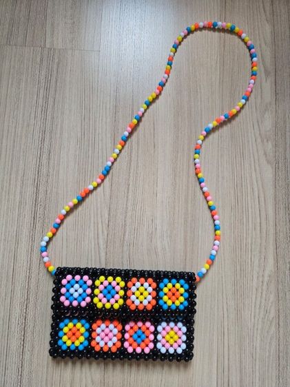 พร้อมส่ง กระเป๋าลูกปัด Crossbody ได้ สีสดใส มีใบเดียว  