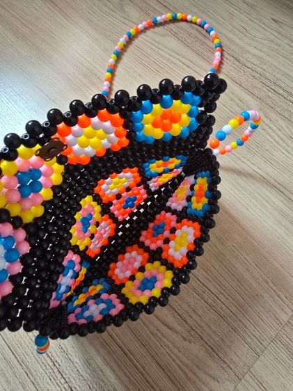 พร้อมส่ง กระเป๋าลูกปัด Crossbody ได้ สีสดใส มีใบเดียว   รูปที่ 3