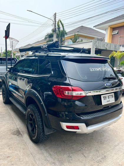 รถ Ford Everest 3.2 Titanium 4WD สี ดำ