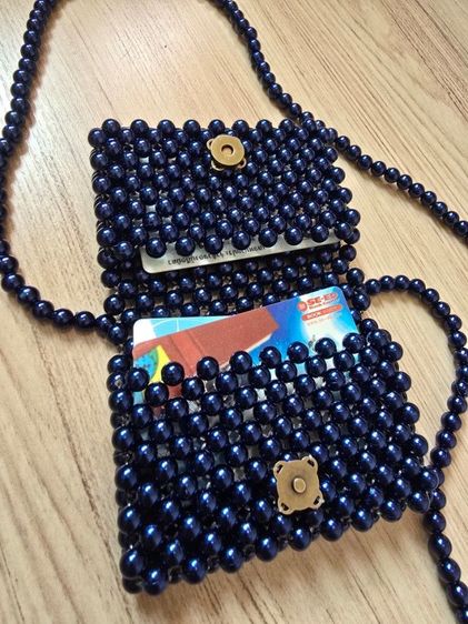 พร้อมส่ง Card Holder กระเป๋าลูกปัดมุกเคลือบสีน้ำเงิน ใส่บัตร มือ1 รูปที่ 2