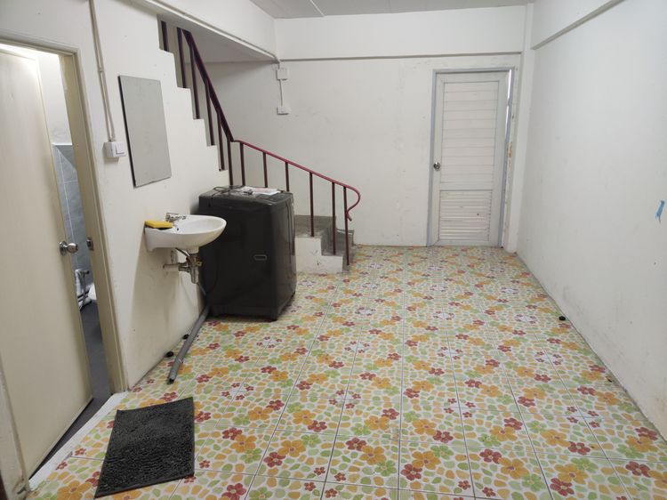 ตึกแถว ซอย จรัญสนิทวงศ์ 4 ใกล้ รถไฟฟ้า mrt ท่าพระ   วิวสวนและเมือง  ใกล้ ถนนใหญ่ รูปที่ 3